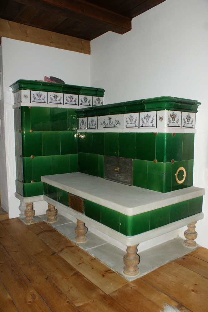 Antiker Kachelofen - Kanton Bern