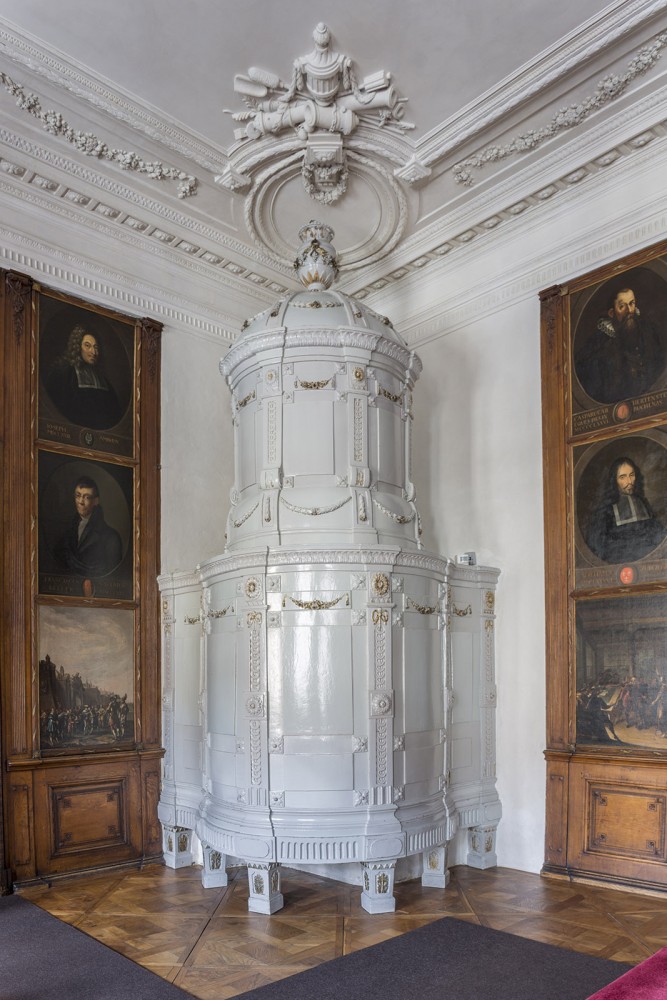 Antiker Kachelofen - Kanton Luzern