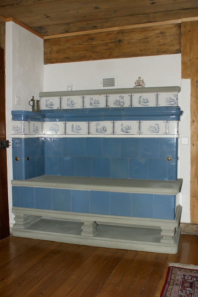 Antiker Kachelofen - Kanton Luzern