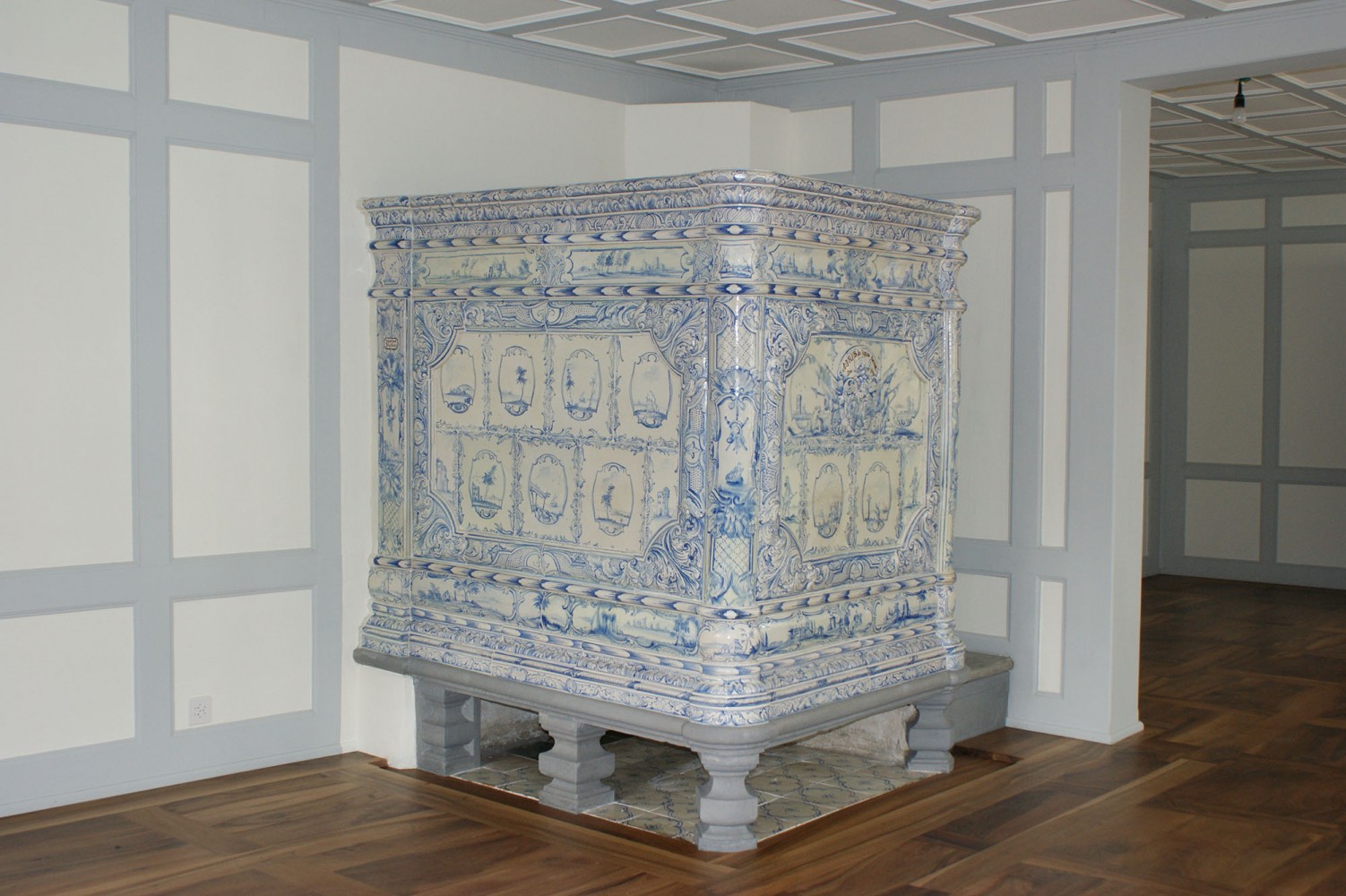 Antiker Kachelofen - Kanton Schwyz