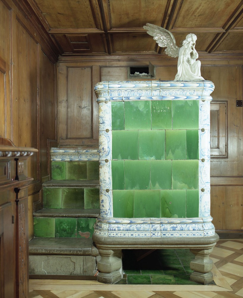 Antiker Kachelofen - Kanton Schwyz