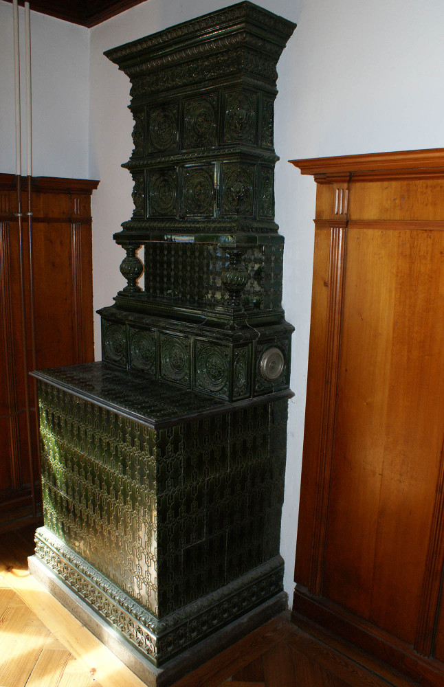 Antiker Kachelofen - Kanton Uri