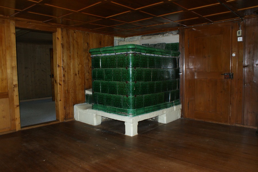 Antiker Kachelofen - Kanton Zug