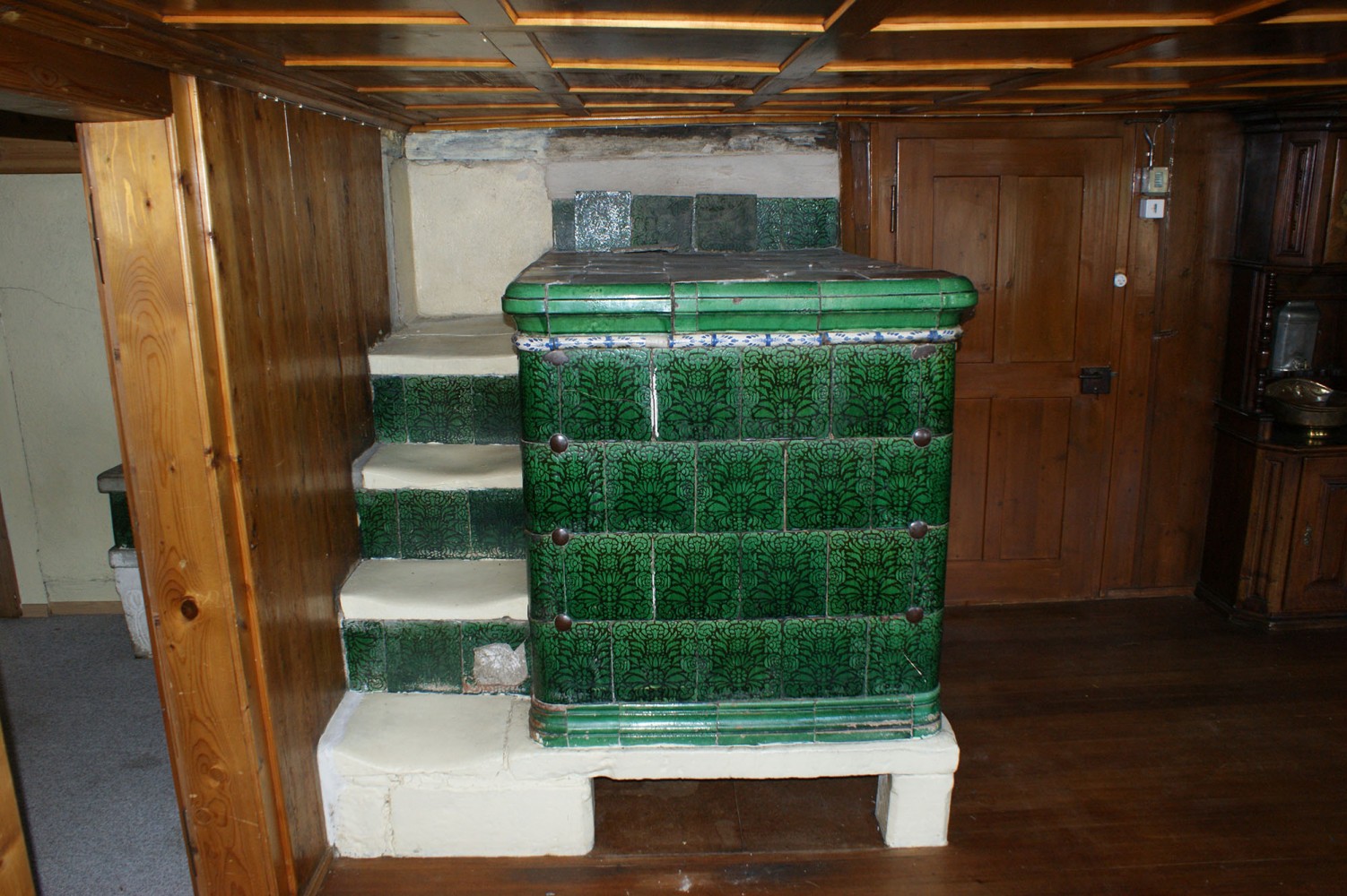 Antiker Kachelofen - Kanton Zug