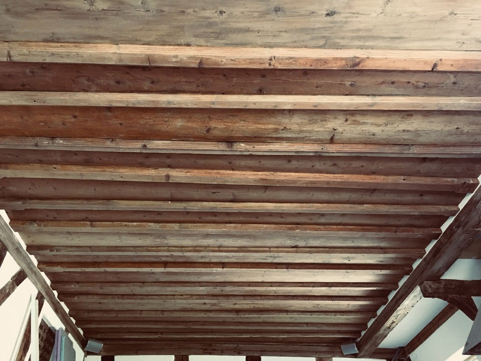 Antike Holzdecke