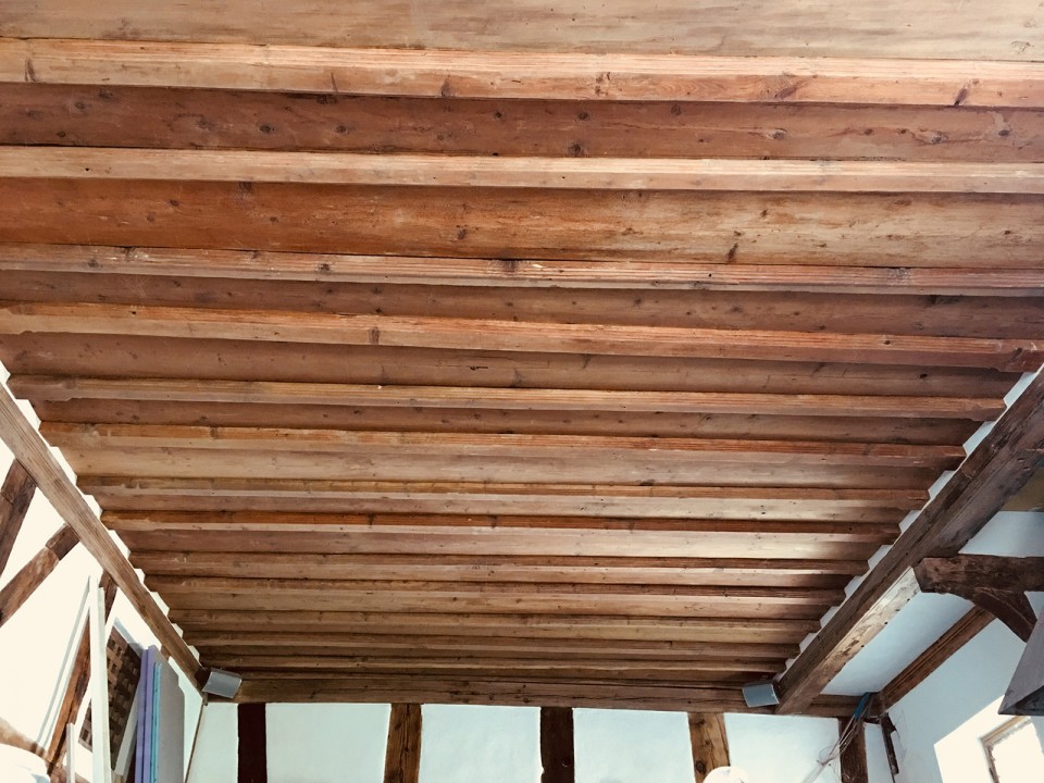 Antike Holzdecke