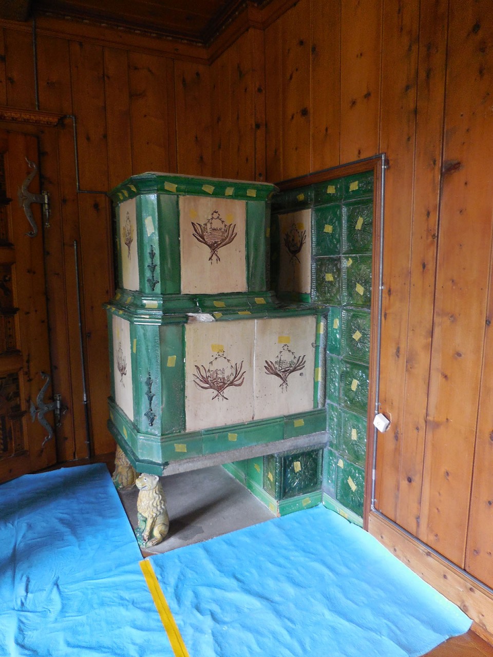 Antiker Kachelofen 08