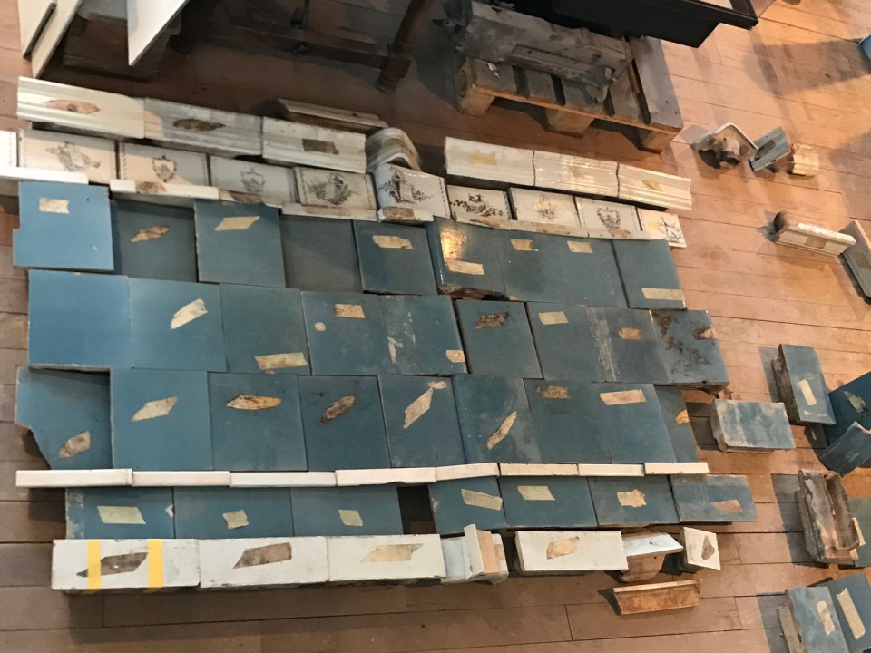 Antiker Kachelofen 15